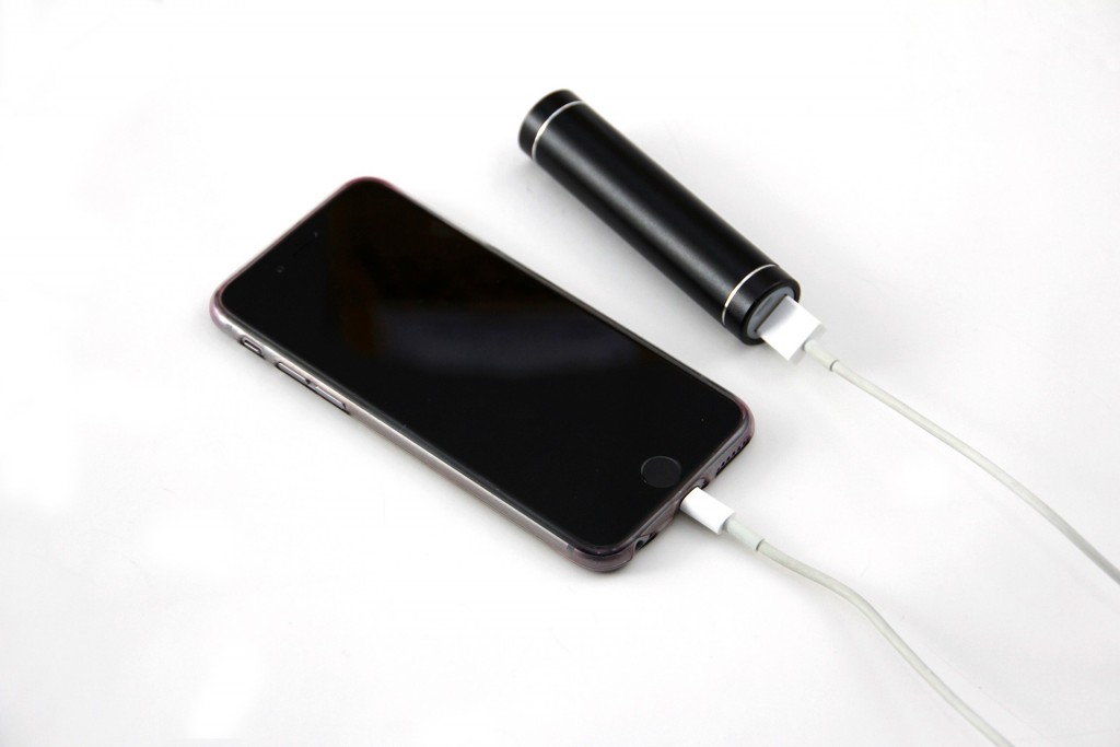 Phone With Portable Charger